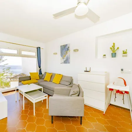 Apartment Cubo's Penthouse Cabopino Port & Parking *