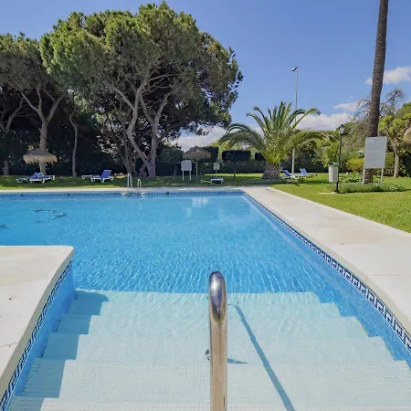 Apartment Cubo's Penthouse Cabopino Port & Parking