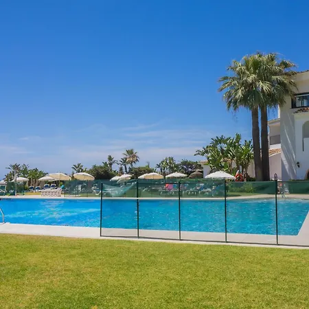 Cubo's Penthouse Cabopino Port & Parking * Marbella