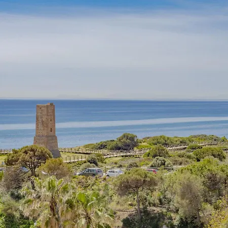 Apartament Cubo's Penthouse Cabopino Port & Parking