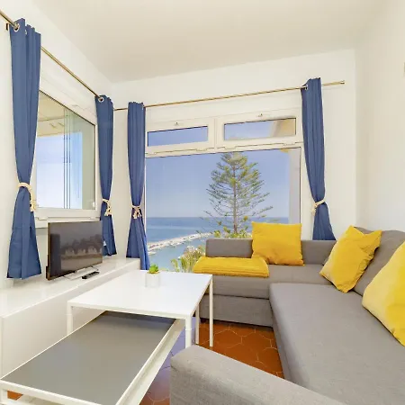 Cubo's Penthouse Cabopino Port & Parking