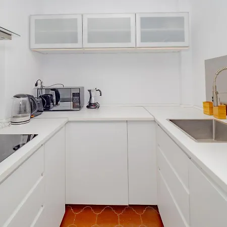 Cubo's Penthouse Cabopino Port & Parking アパート *