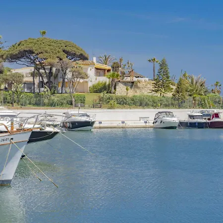 Apartament Cubo's Penthouse Cabopino Port & Parking