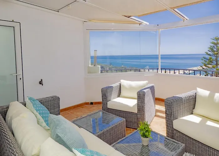 Apartment Cubo's Penthouse Cabopino Port & Parking Marbella