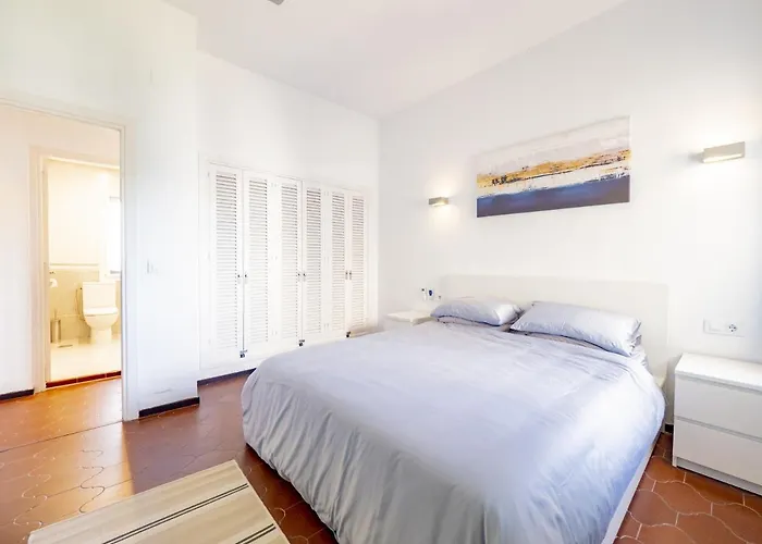 아파트 Cubo's Penthouse Cabopino Port & Parking