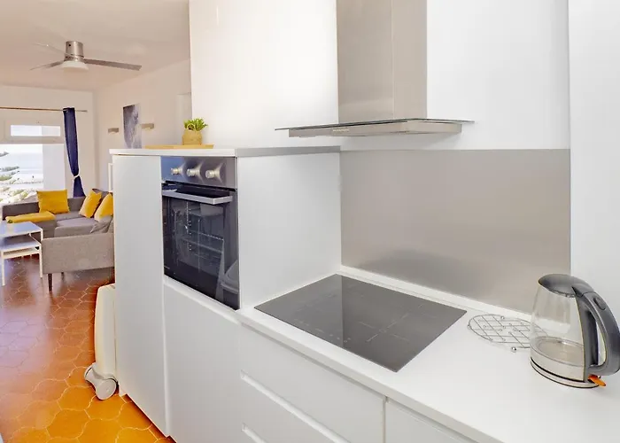 Cubo's Penthouse Cabopino Port & Parking * 마르베야