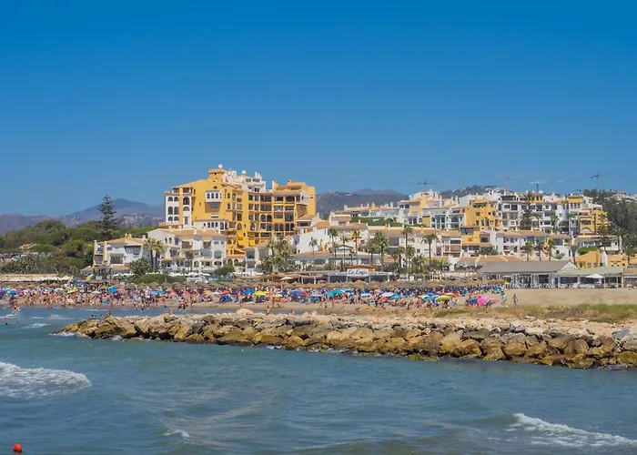 Cubo's Penthouse Cabopino Port & Parking Marbella
