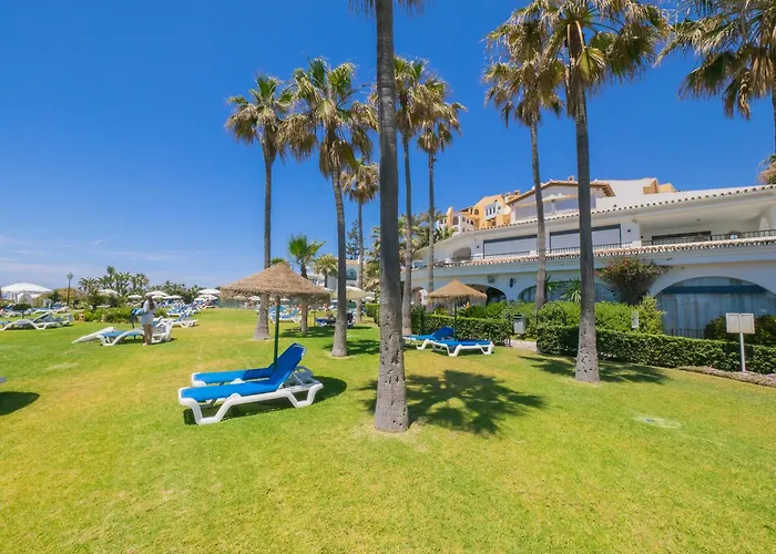 Cubo's Penthouse Cabopino Port & Parking 마르베야