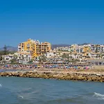 Cubo's Penthouse Cabopino Port & Parking Marbella