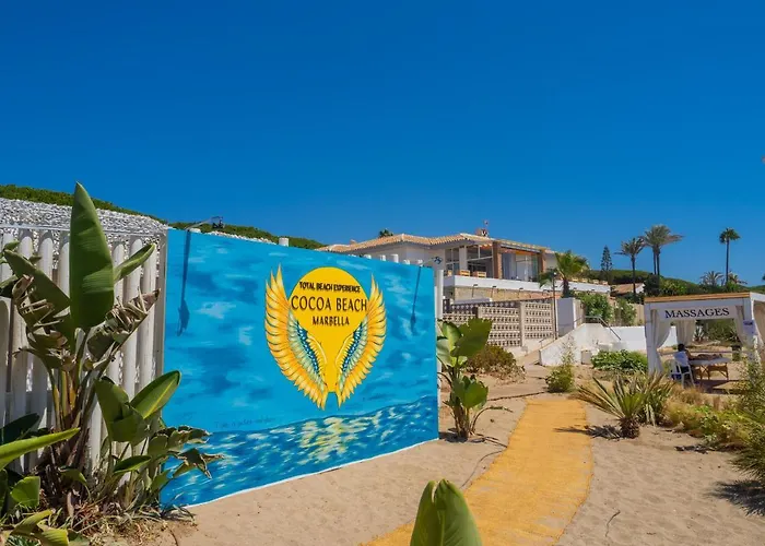 Cubo's Penthouse Cabopino Port & Parking