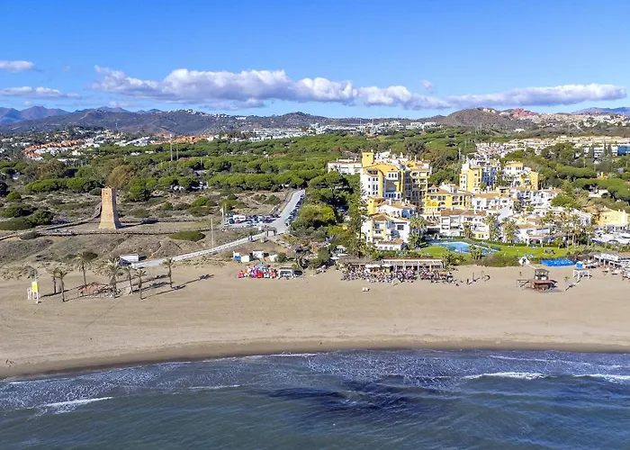Cubo's Penthouse Cabopino Port & Parking *