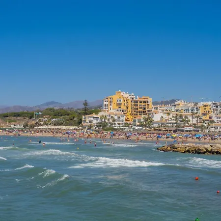 Апартаменты Cubo's Penthouse Cabopino Port & Parking