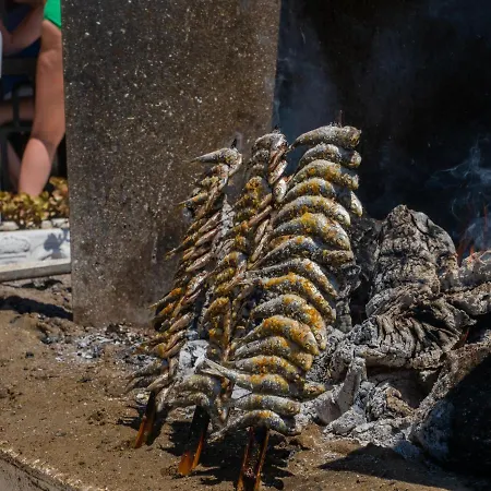 Cubo's Penthouse Cabopino Port & Parking *